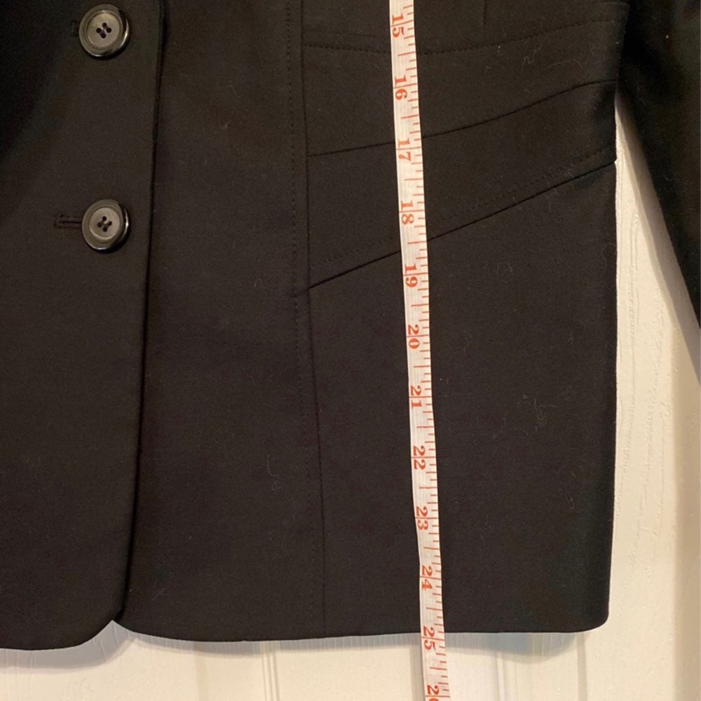 Women’s Suit Jacket - Picture 4 of 6